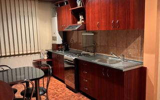 Apartament 3 camere Bd. Republicii + garaj inclus, 98.000 € - Poză 1