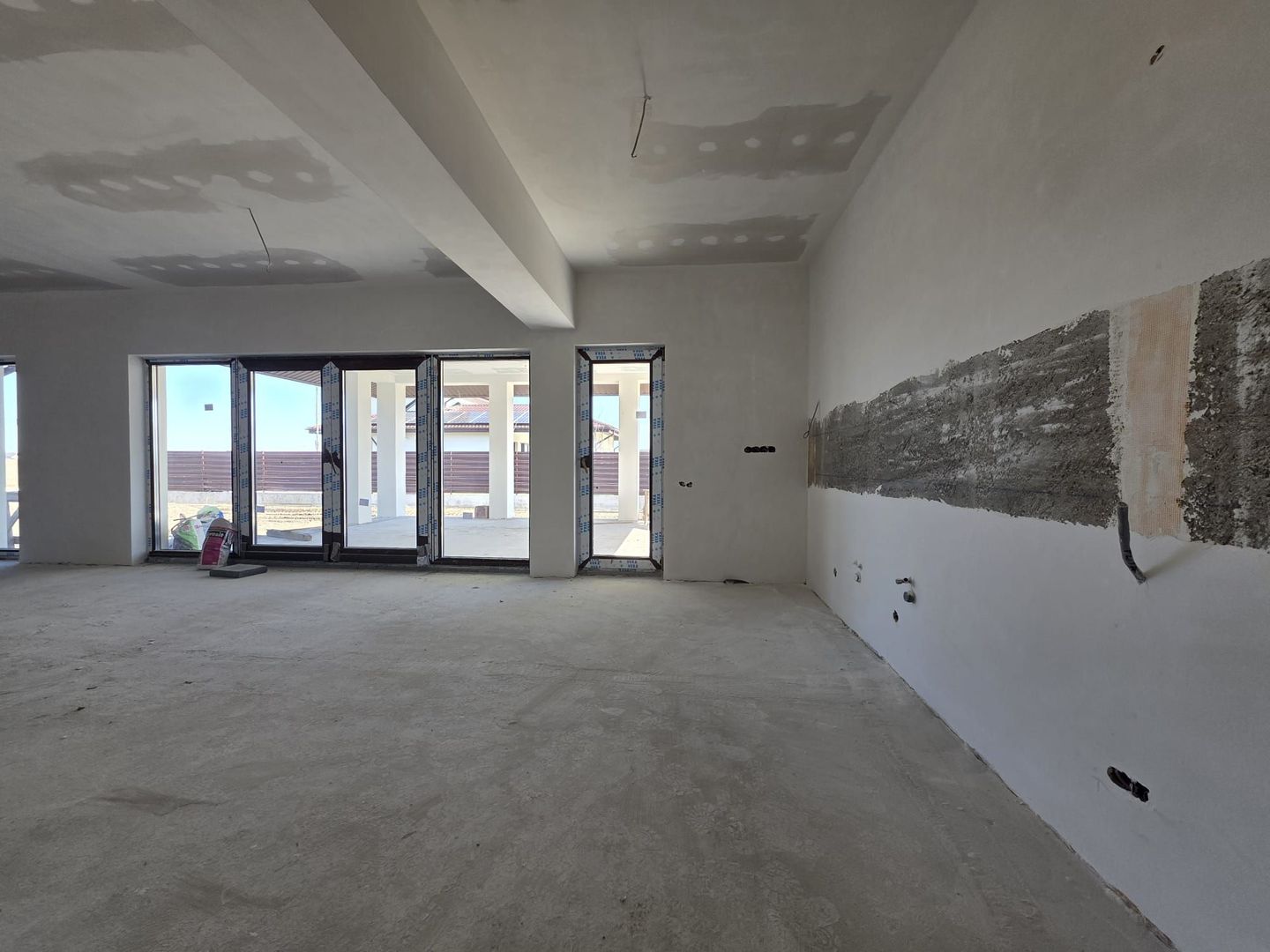 Casa in regim P+1ER de vanzare in Baltoesti - Poză 10