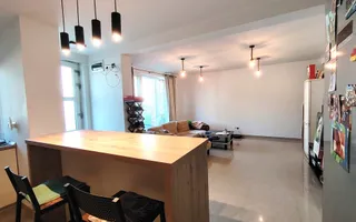 Casa la pret de apatrament 4 camere 2 bai - Poză 13