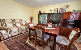 Apartament 4 camere, Et. 1 - Zona Sud , Str. Imparatul Traian - Poză 3