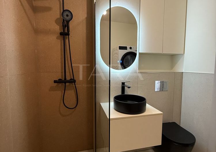 Apartament cu 3 camere, 60 mp, renovat, încălzire în pardoseală. - Poză 6