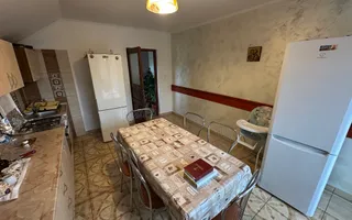 Vila cu 8 camere de vanzare, teren 1580mp, Zona Praid - Poză 19
