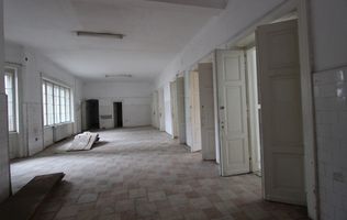 Imobil pretabil cladire de birouri, clinica medicala - Central
