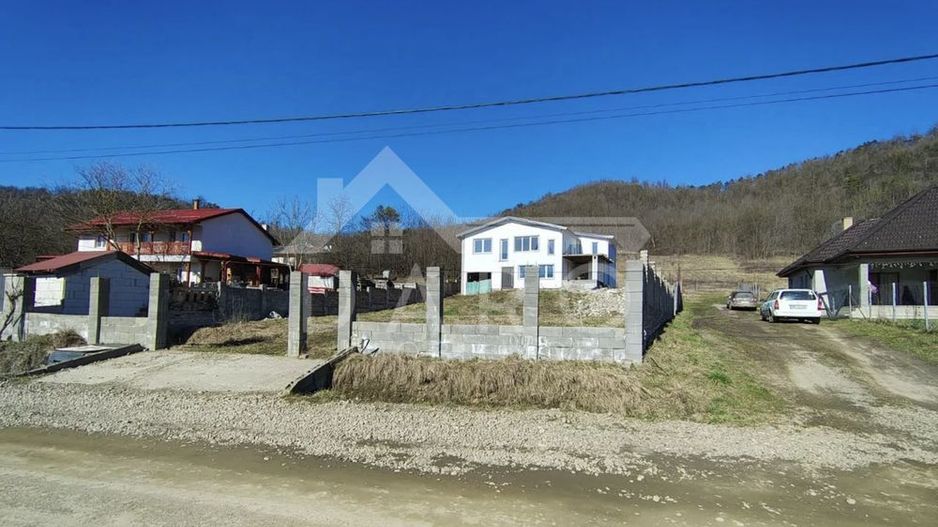 🏡 Casă spațioasă de vanzare | 202 mp utili | Tofalău | 180.000 € - Poză 2