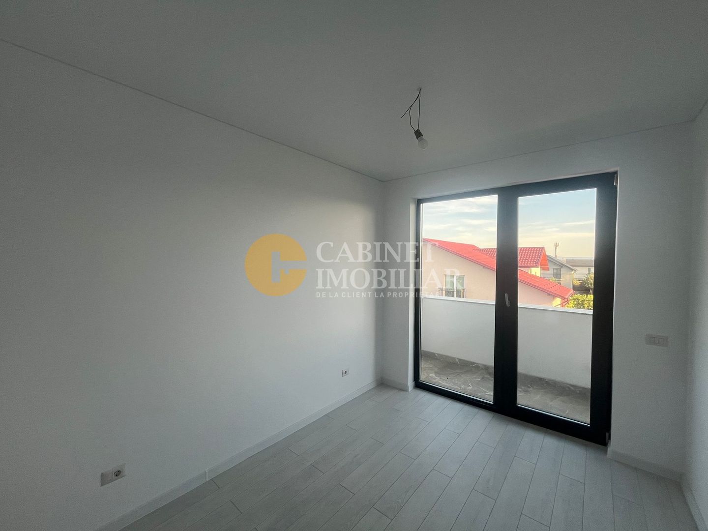 Duplex Finisaje LUX Incalzire Pardoseala Valea Lupului - Poză 15