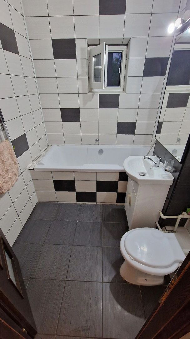 De inchiriat - apartament cu 2 camere, Siderurgistilor Vest , etaj 1 - Poză 4
