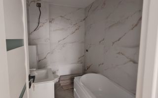 MUTARE IMEDIATA! Apartament 2 camere, Dec., 68mp-Copou - Poză 2