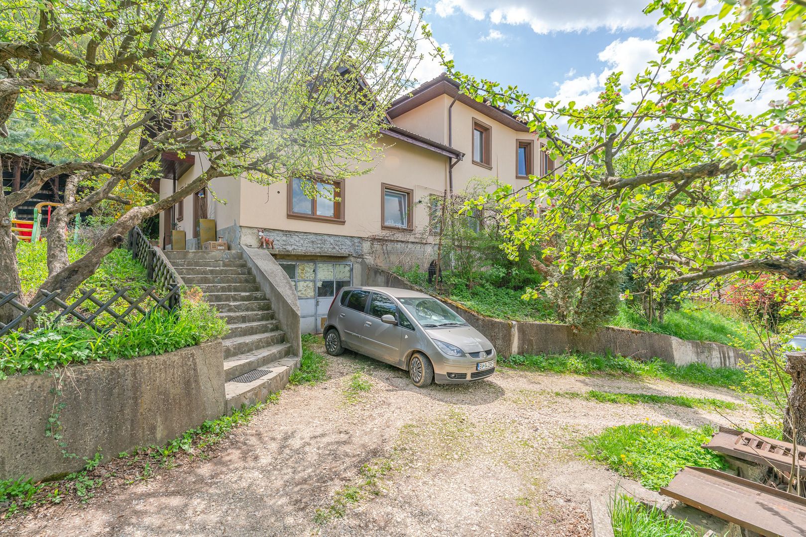 Oportunitatea de a deține o casa cu 3.385 mp teren în centrul - Poză 7