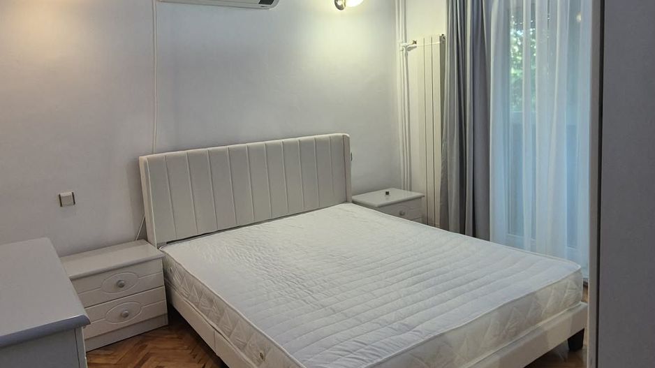 De închiriat – Apartament 3 camere | 68 mp | Etaj 1/4 | Str. Aluminei – Decebal - Poză 3