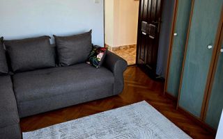 Închiriez apartament cu 3camere - Poză 6