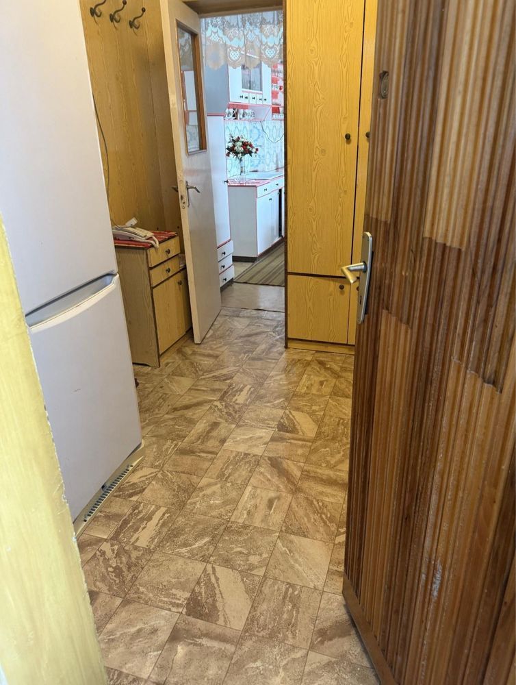BRASADAS vinde ap 3 cam etaj 4/4 zona Closca. - Poză 7
