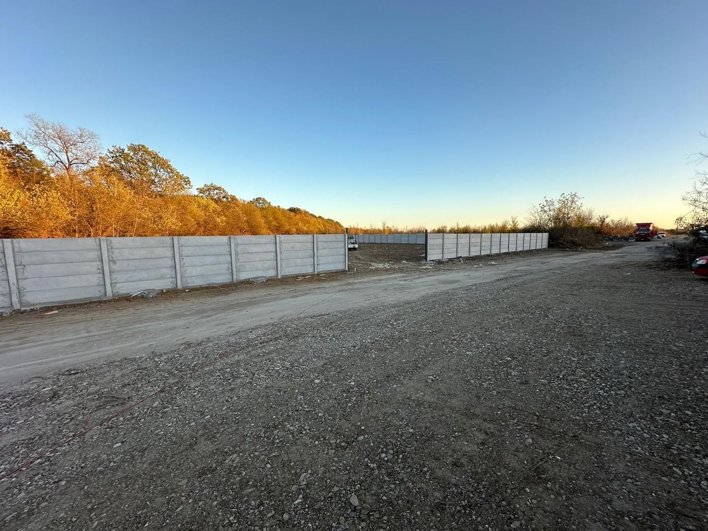 Inchiriere teren 4000 mp zona N-V strada Aeroportului - Poză 2