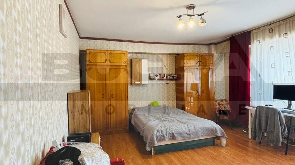 Apartament 2 camere decomandate, balcon, zona Titulescu - Poză 2