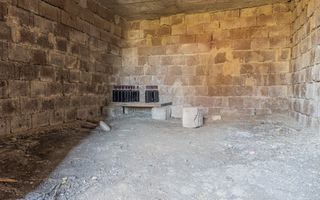 Casă spațioasă cu potențial de renovare și personalizare, în Viișoara - Poză 22