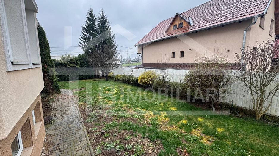 Vila cu 6 camere, 420mp,  teren 720mp, parcari, Zona Shopping City - Poză 3