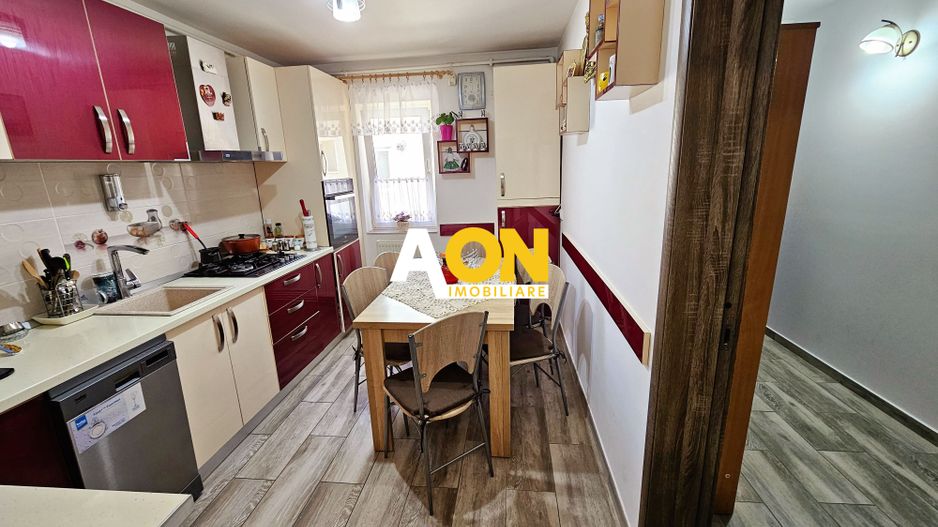 Apartament cu 3 camere, 64 mp utili, partial mobilat, ultracentral - Poză 5