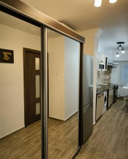 Garsonieră, renovata modern,Mall Vitan - Poză 2