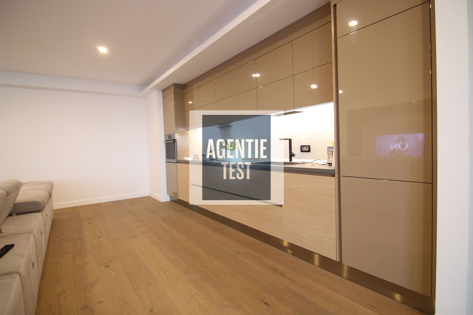 Apartament cu 4 camere de vânzare în zona Herastrau - Poză 4