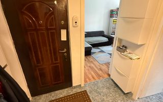 3 Camere Decomandat - Etaj 2  - Zona Galata/ Biserica Galbena - Poză 7