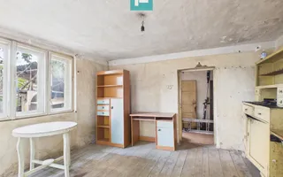 Casă cu 4 camere și teren de 4227mp în Curtici - Poză 14