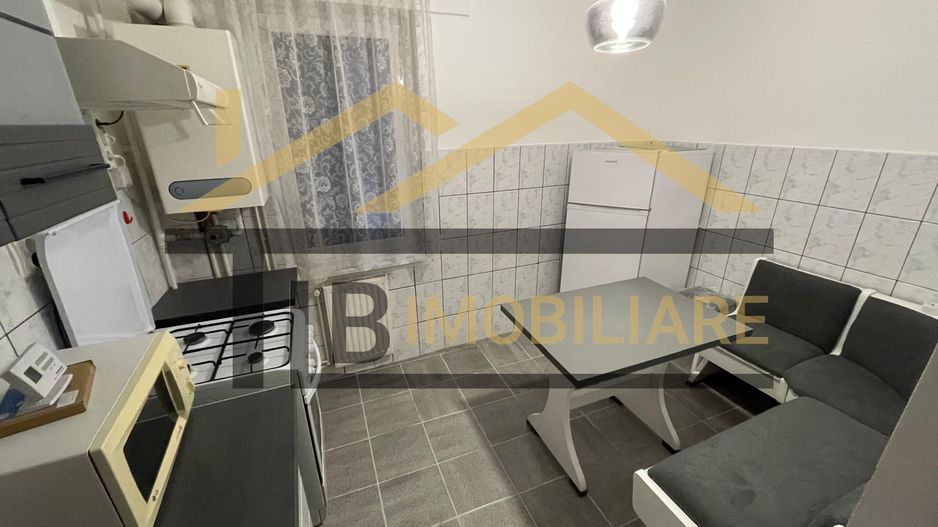 Apartament cu 4 camere, 85mp, Zona Fortuna - Poză 8