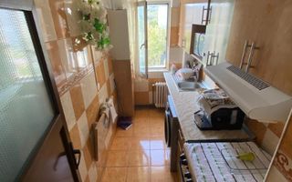 ap 3 camere , decomandat , etaj 6/10 , Mircea cel batran. - Poză 3