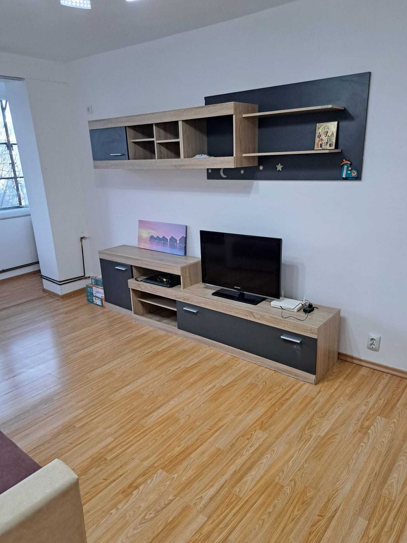 Apartament 3 camere Parcul Plumbuita - Poză 1