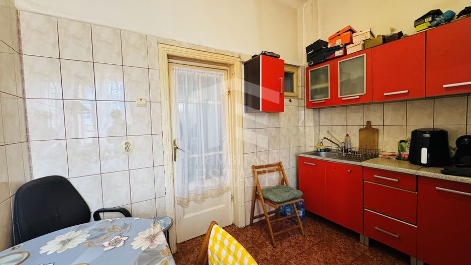 Apartament 3 camere in Vila+Demisol locuibil 18,40 mp - Parcul Carol - Poză 11