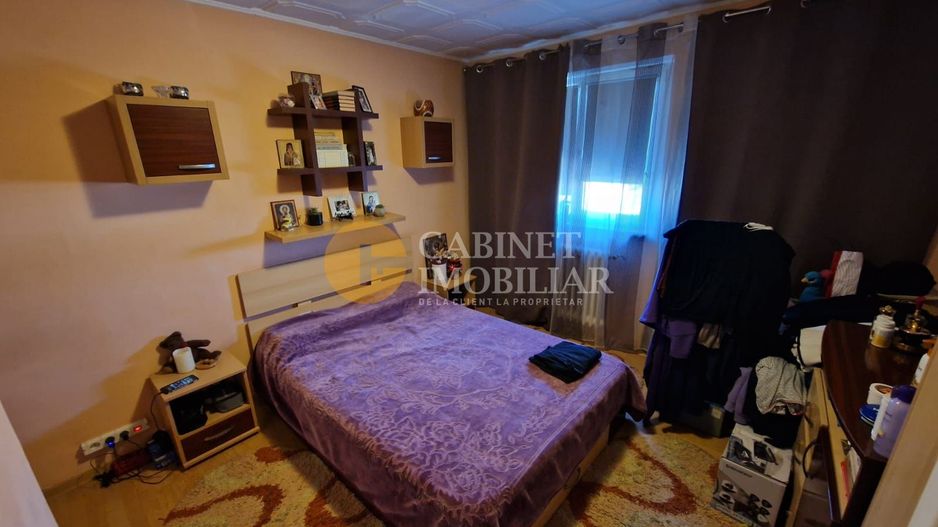 3 Camere Semidecomandat, zona Alexandru-Familial. - Poză 3