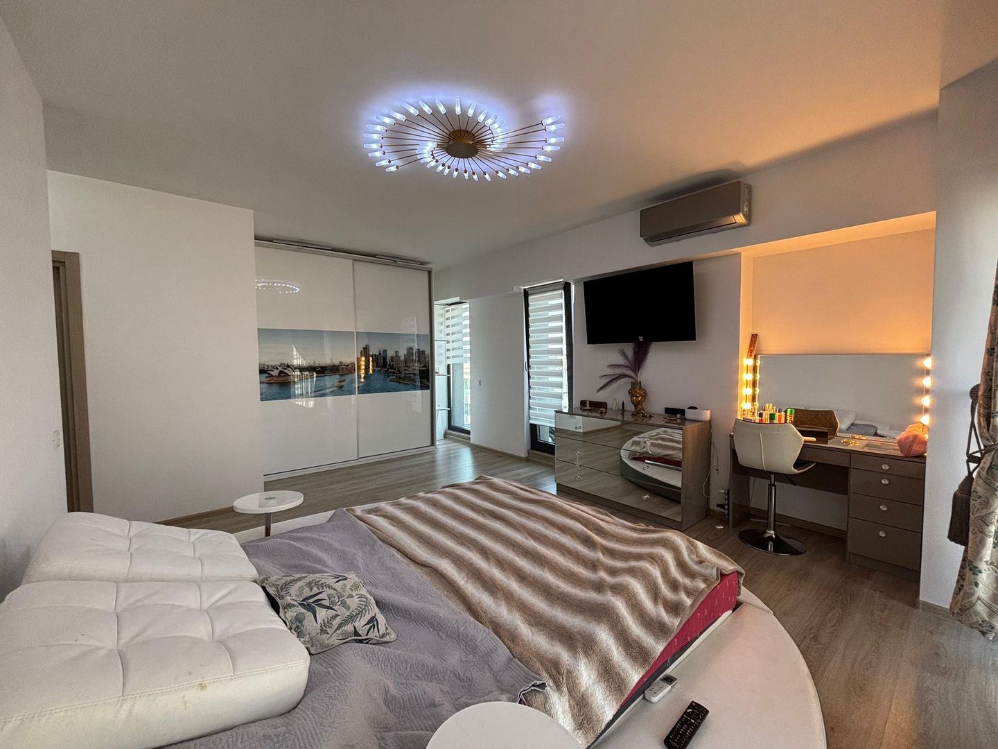 AP 3 CAMERE VICTORIEI - 145MP, PARCARE, PET-FRIENDLY, PRIMA INCHIRIERE - Poză 13