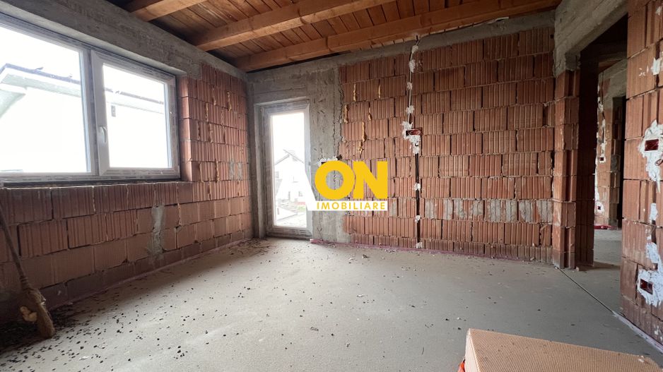 Casa | 250 mpu | SEMIFINISATA | Zona Micesti - Poză 11