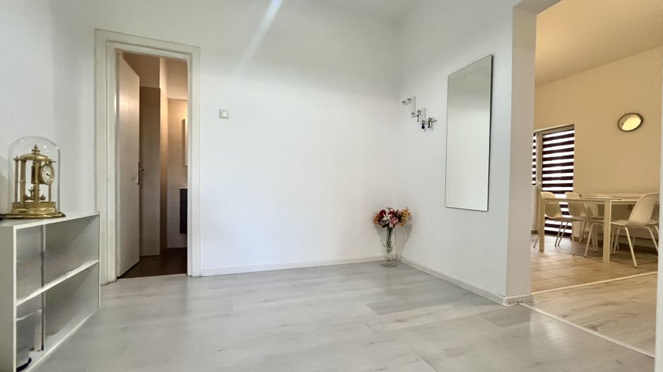 Apartament deosebit cu 3 camere, garaj, cu vedere unică la râul Bega - Poză 8