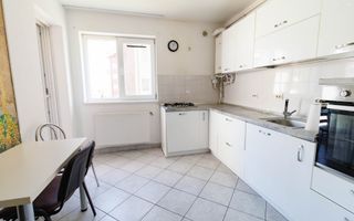 Apartament 2 Camere Decomandat / Etaj Intermediar Sanpetru - Poză 12