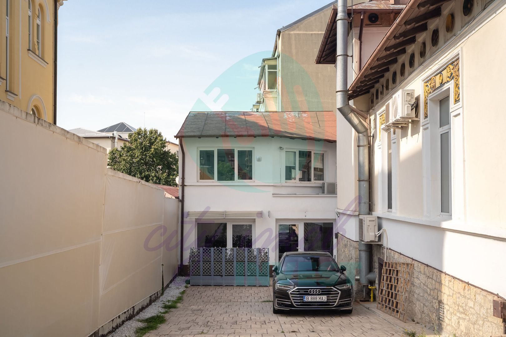 La 2 pasi de Parcul Cismigiu. Proprietate emblematica/ 641 mp teren - Poză 5