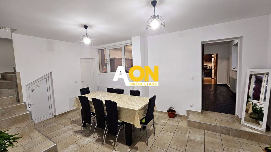 Casa cu doua corpuri, 5 camere, 1580 mp teren, Dealul Furcilor - Poză 3