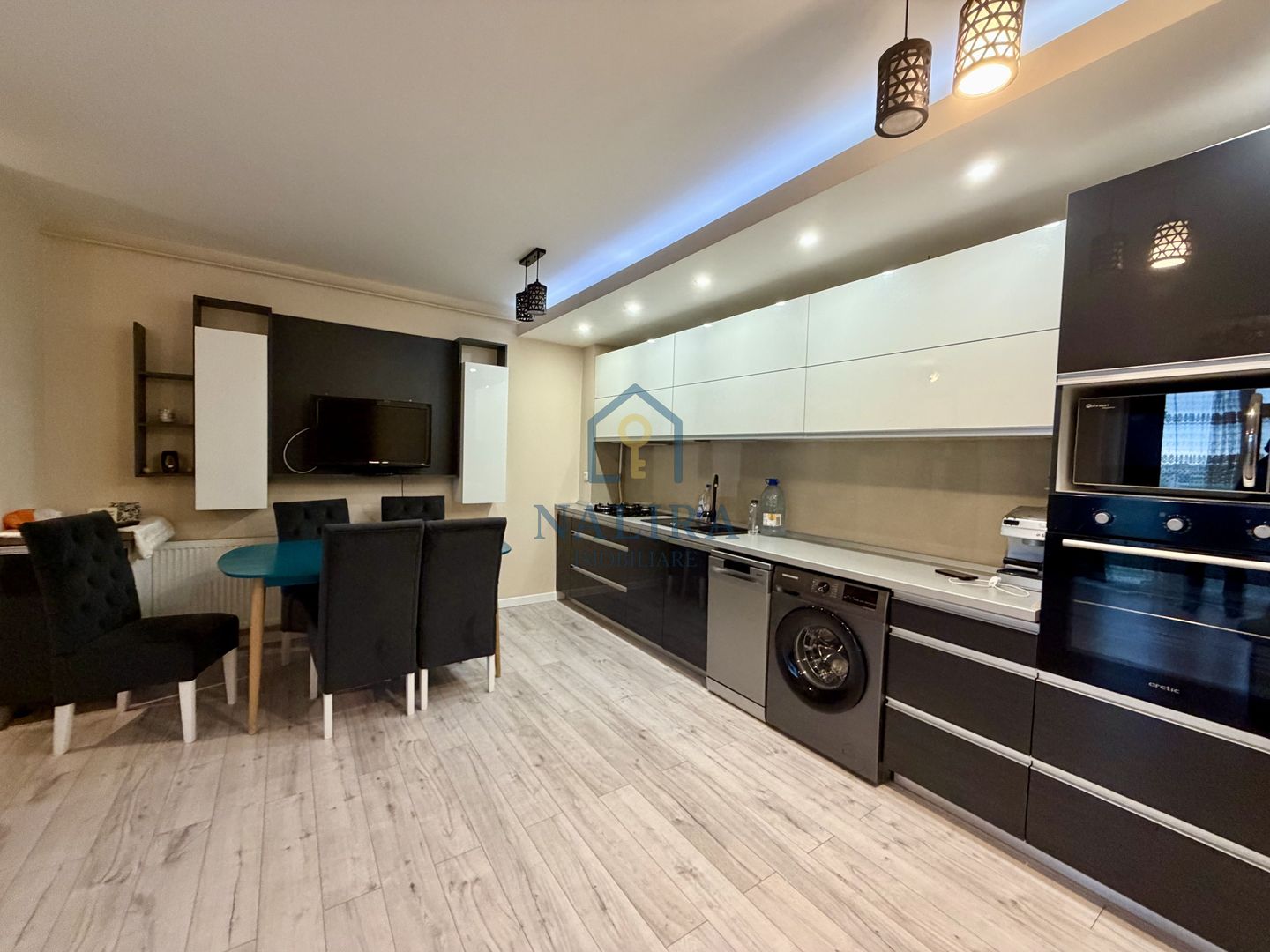 Apartament 3 camere de închiriat - Poză 6