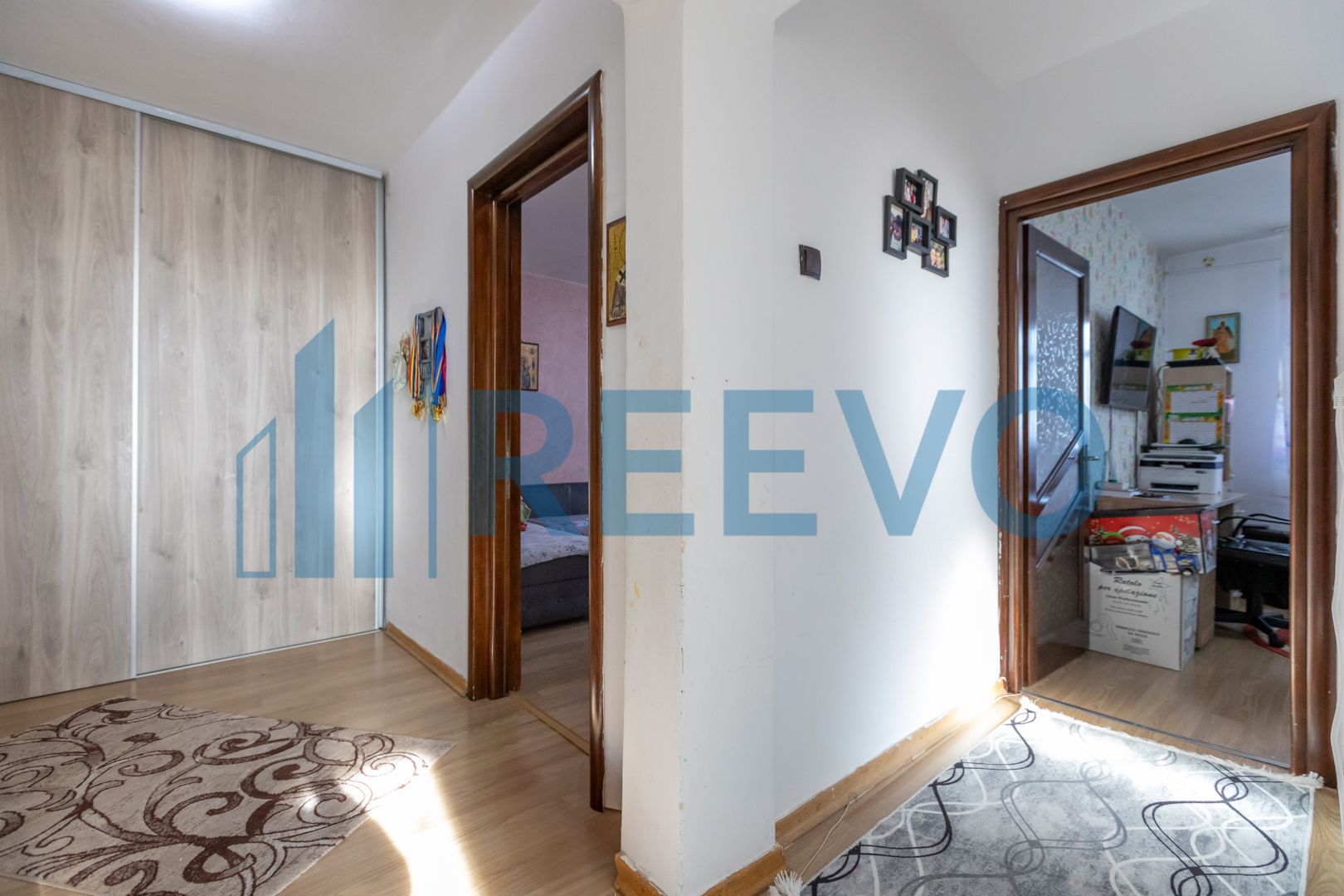 Apartament de vanzare cu doua camere, decomandat - str Cornisa Bistritei Bacau! - Poză 15