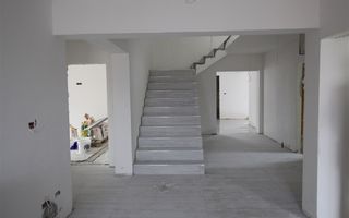 Casa de vanzare pretabila pensiune - Poză 13