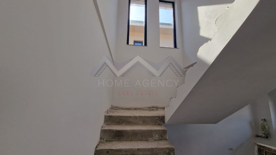 Casă spațioasă de vânzare în Otopeni – confort modern și finisaje premium - Poză 12