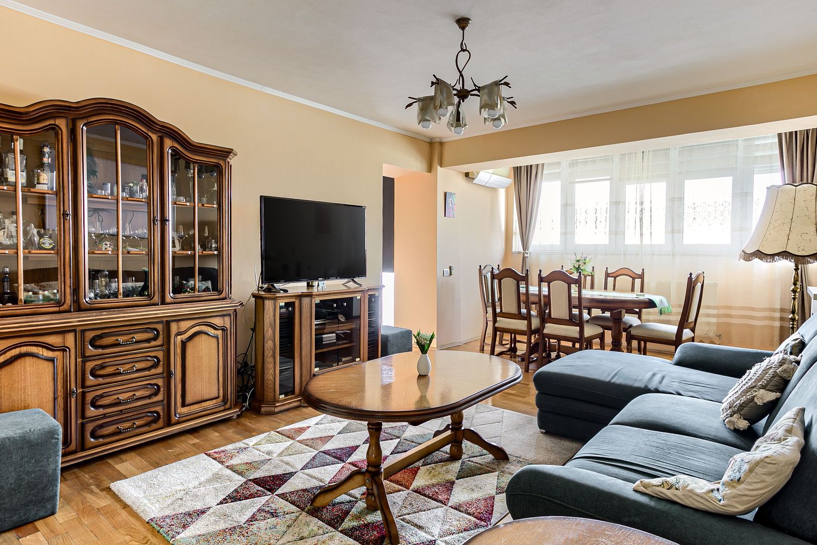 Vândut ! Apartament cu 3 camere Samantha zona Malul Mureșului - Poză 2