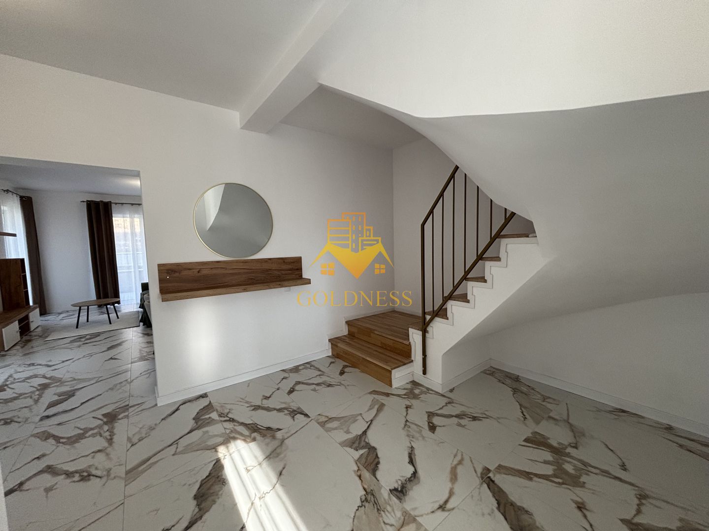 Duplex lux, de închiriat, 5 camere, parcare, curte, terasă,220mp teren - Poză 4