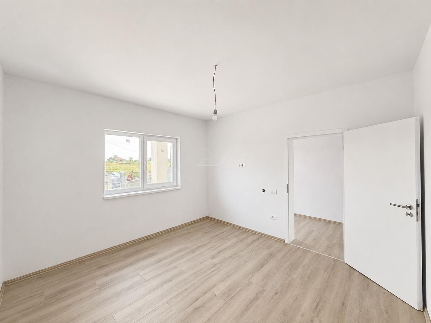 COMISION 0! Duplex cu 4 camere finalizat.Toate utilitatile. - Poză 7