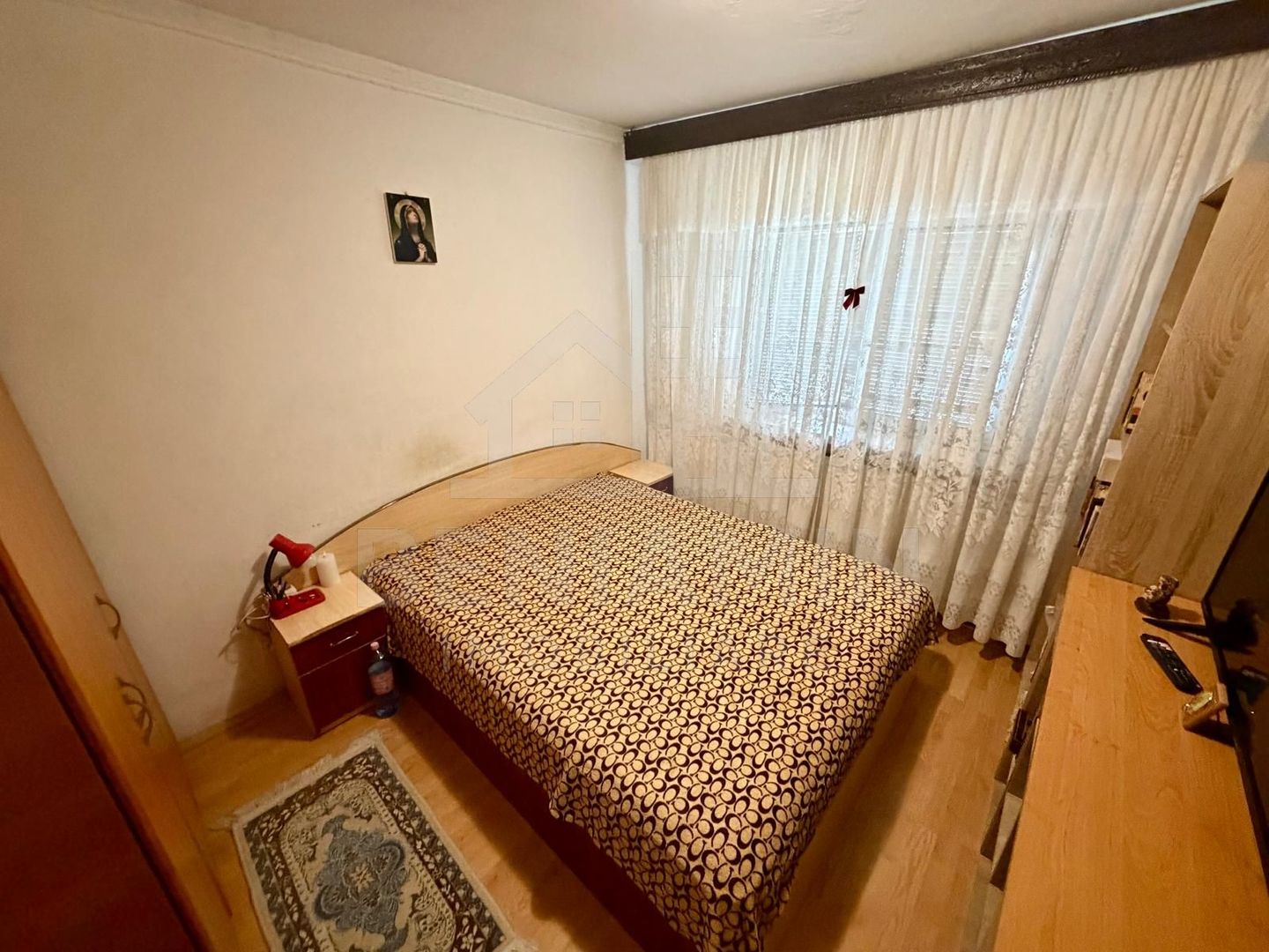 4 camere decomandate - Craiovita Noua - etaj 2 cu 2 bai - bloc 1982 - - Poză 6