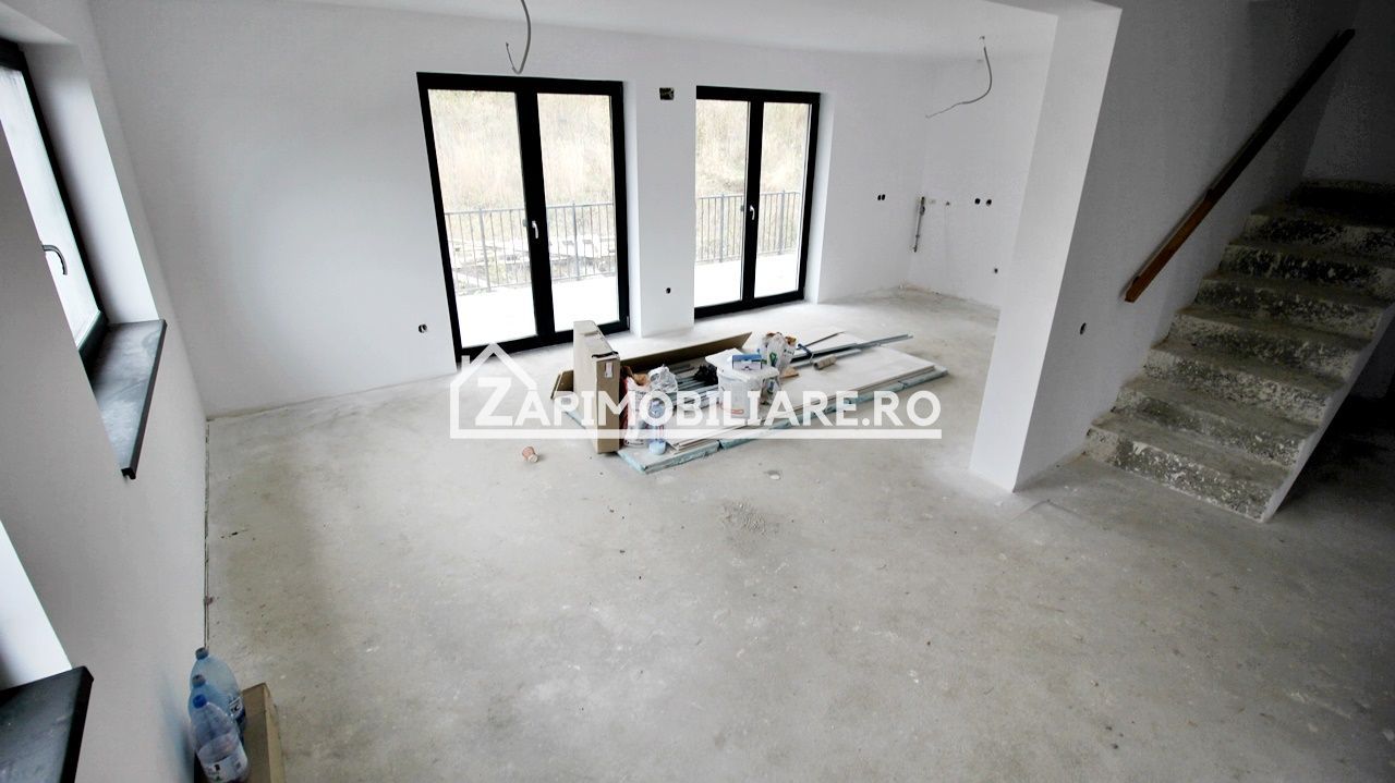 Casa 4 camere la cheie,2bai,120 mp,501 mp teren,zona Corunca - Poză 9