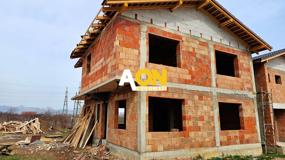 Casa 4 camere, 795 mp teren, zona Valea Popii - Poză 1