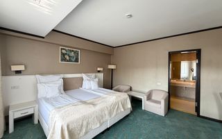 Hotel 4 stele, complet echipat, 85 camere, teren 5000 mp - Predeal - Poză 10