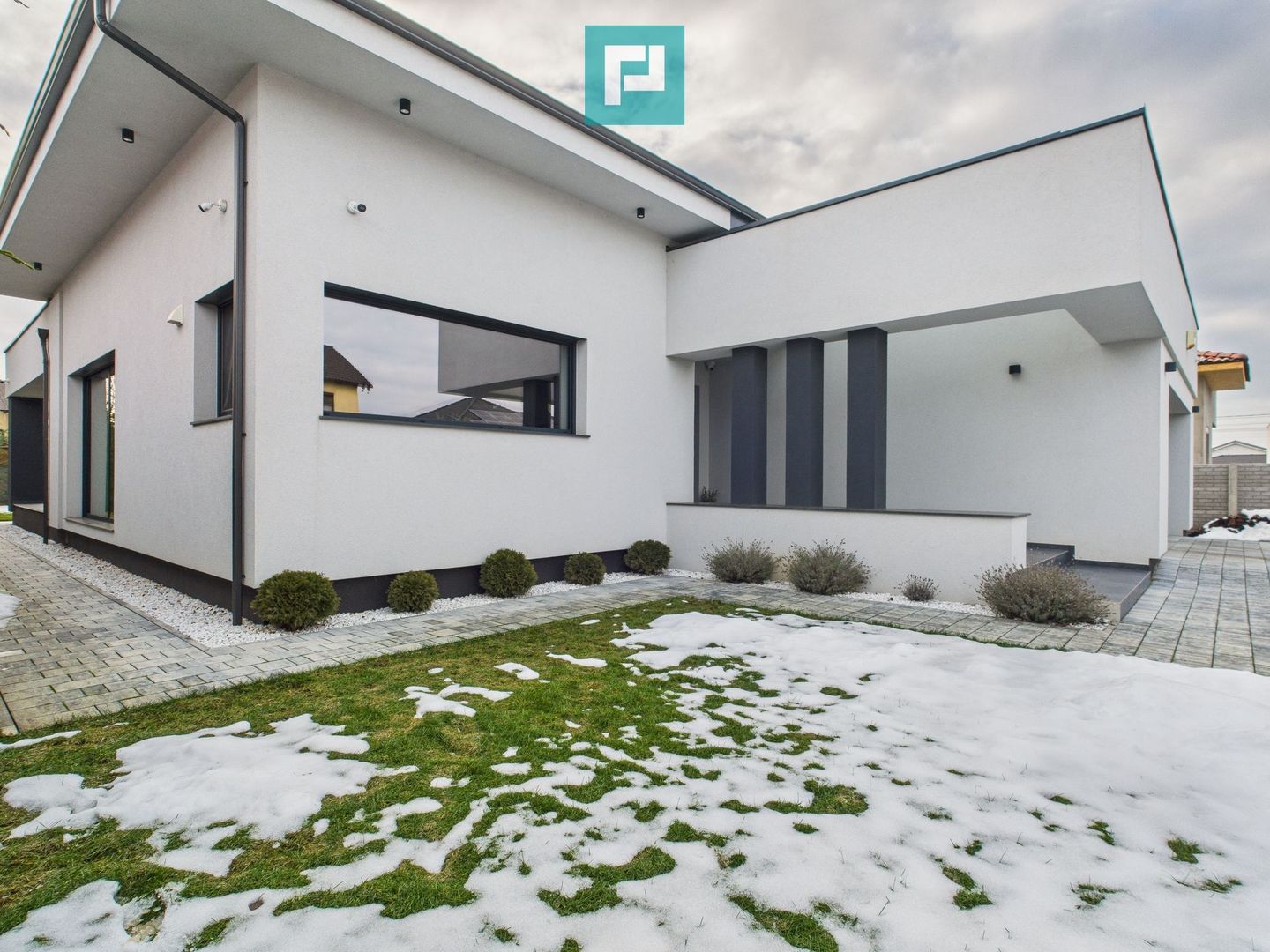 Casă individuală pe parter – Moșnița - Poză 111