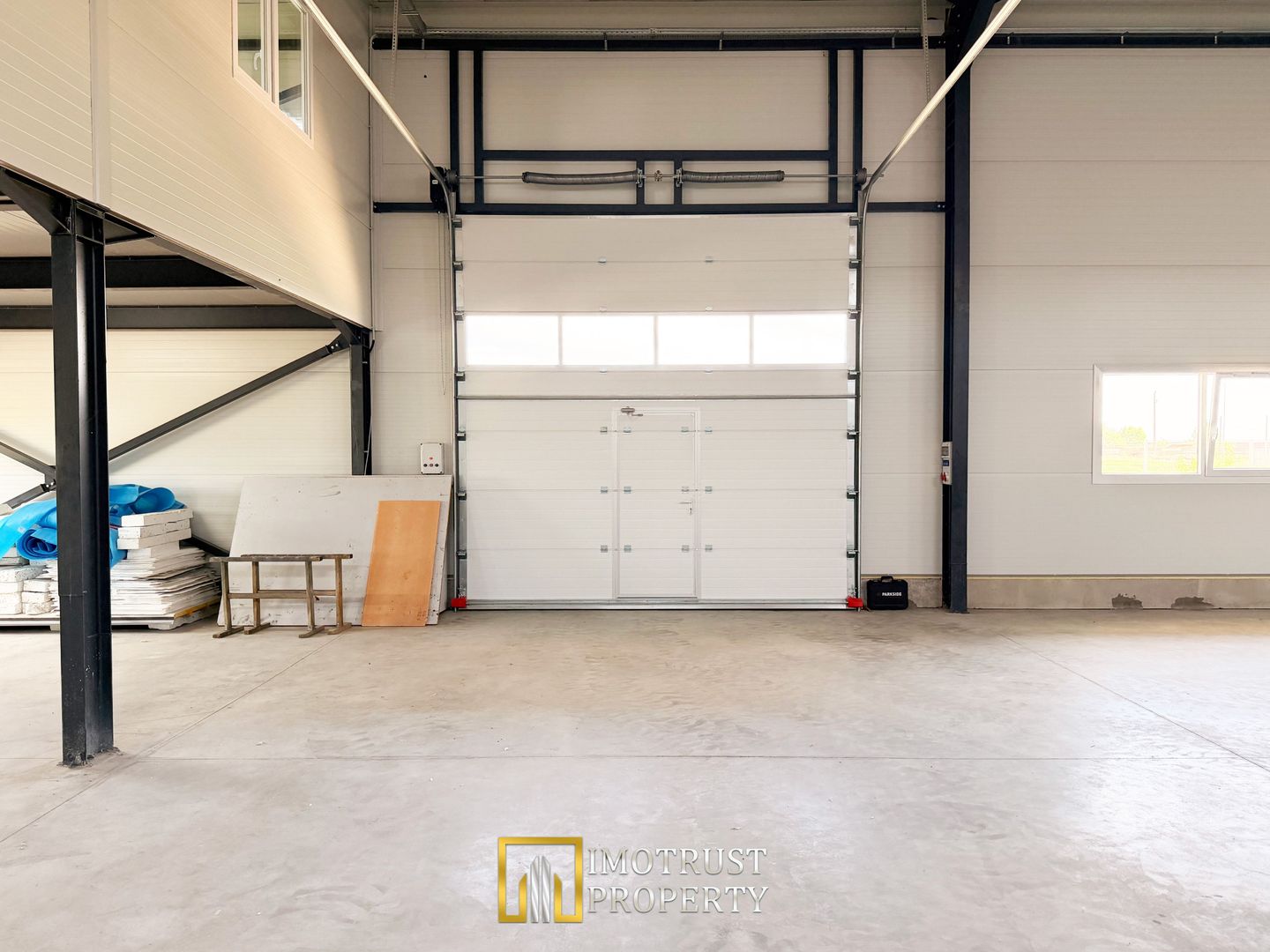 Hala industriala inchirere – Vladimirescu, jud. Arad 500 mp - Poză 1