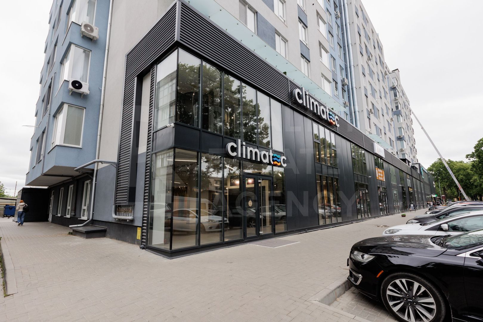 Chirie, spațiu comercial, amplasat în Ungheni, str. Mihai Eminescu - Poză 7