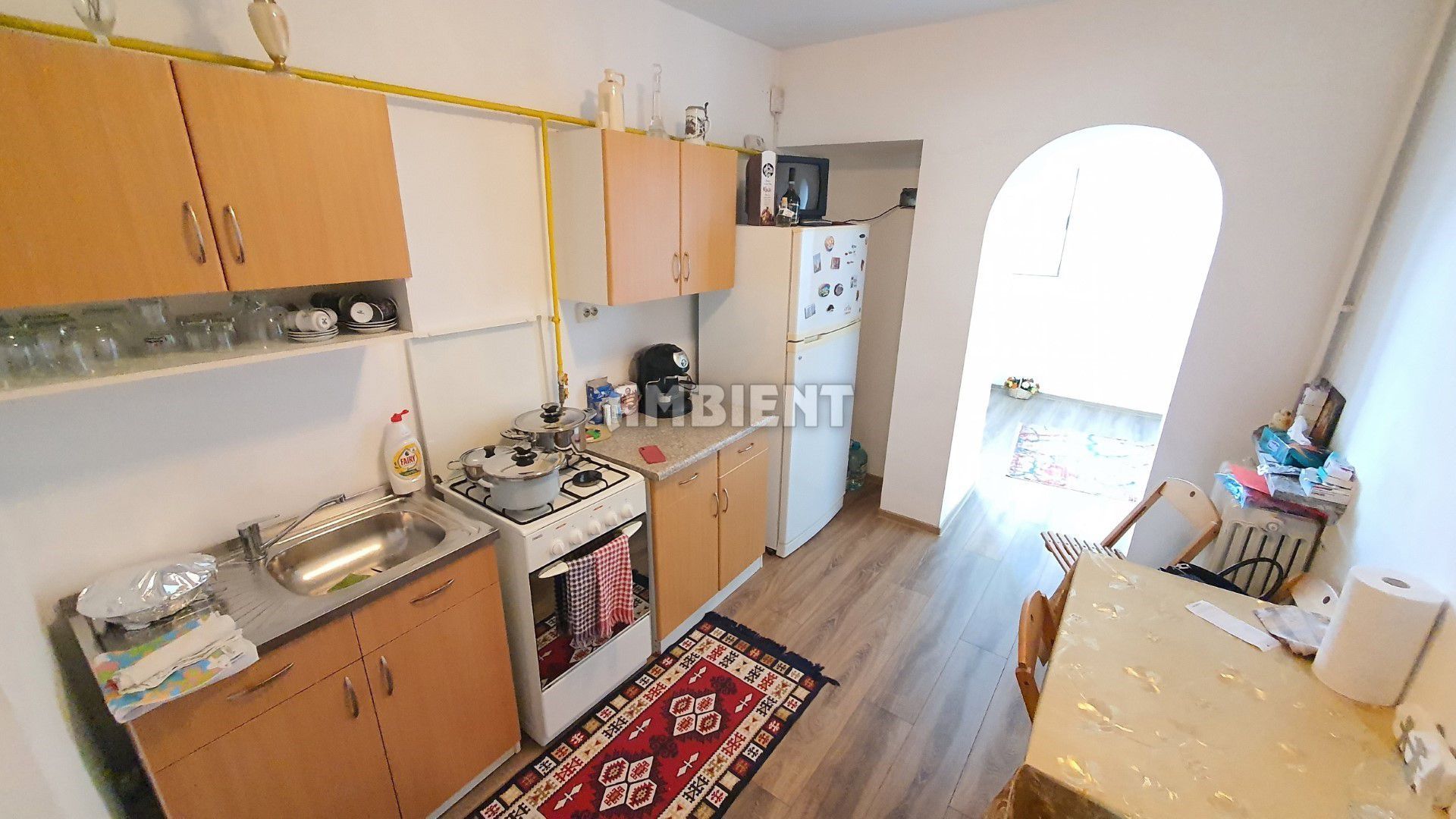 Apartament 2/3 camere, etaj 3, zona CENTRU; - Poză 2
